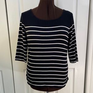 Reitmans Knit Top in Black and White, 3/4 Sleeves with back zipper, L